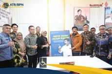 Pemkot Makassar Terima 8 Sertifikat Aset dari Kementerian ATR/BPN