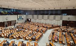 APBN 2026 Disetujui DPR, Pertumbuhan Ekonomi Ditarget 5,4 Persen