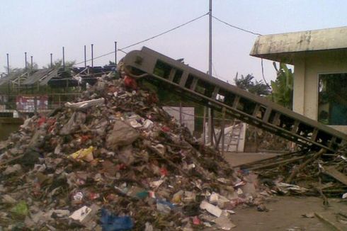 Basuki: Sampah Bertumpuk karena Banyak Alat Rusak