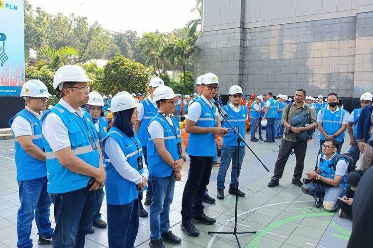 Direktur Utama PLN Darmawan Prasojo sebut pasokan listrik selama lebaran aman.