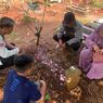  Hari Pertama Lebaran, Makam Covid-19 di Bandung Barat Dibanjiri Peziarah 