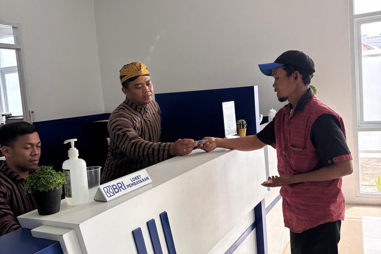 Hari Kartini, Anggota Satlantas Polres Salatiga 