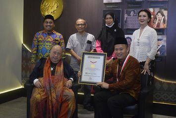 Ngaji Literasi dukung Penyusunan Naskah E-Book 1000 Tulisan Santri, PM Ummul Quro Al-Islami Bogor Raih Penghargaan Rekor MURI