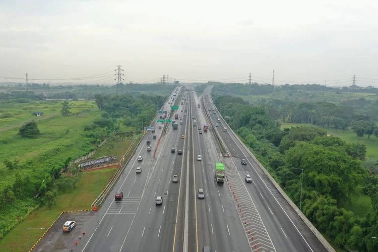 Jalan Tol Jakarta-Cikampek