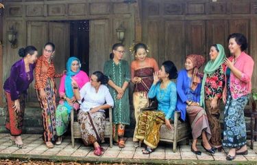 Kebaya Merah Halaman all - Kompas.com