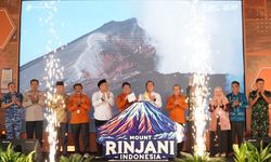 Wakil Kepala BPS RI Canangkan Sensus Ekonomi 2026 di NTB, Semangat Peresean Jadi Simbol Kolaborasi