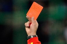 Laga Divisi III Liga Argentina Diwarnai 12 Kartu Merah