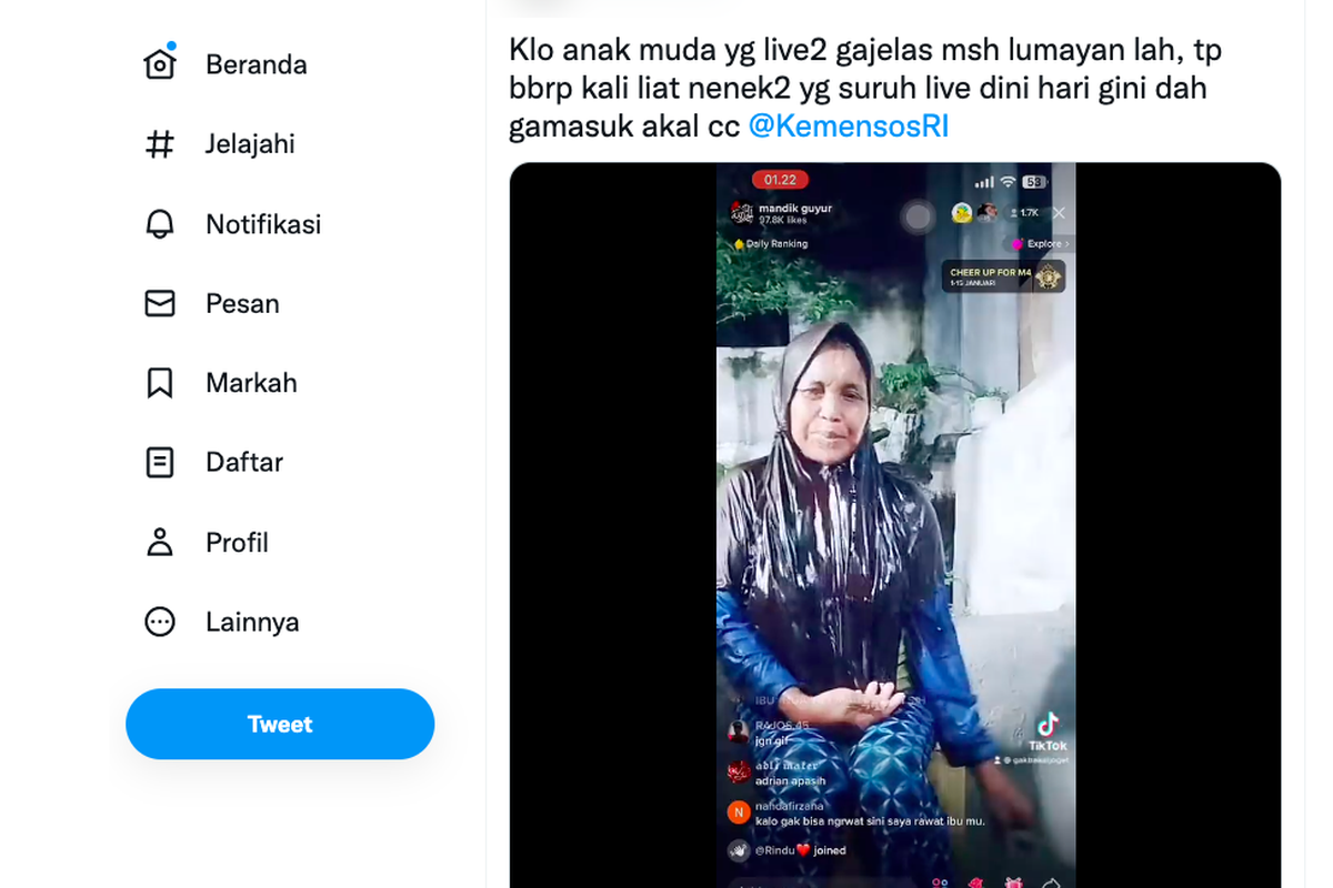 Tangkapan layar live TikTok yang menyebut nenek-nenek live mandi dini hari