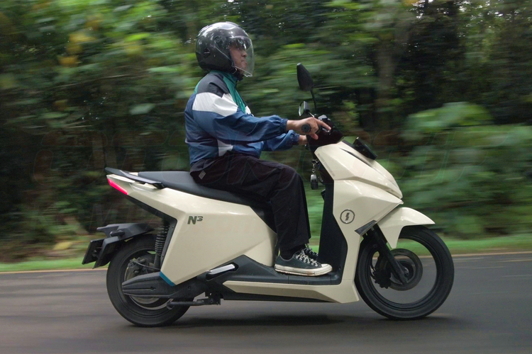 Korlantas Polri Tegaskan Tidak Ada SIM Khusus Kendaraan Listrik