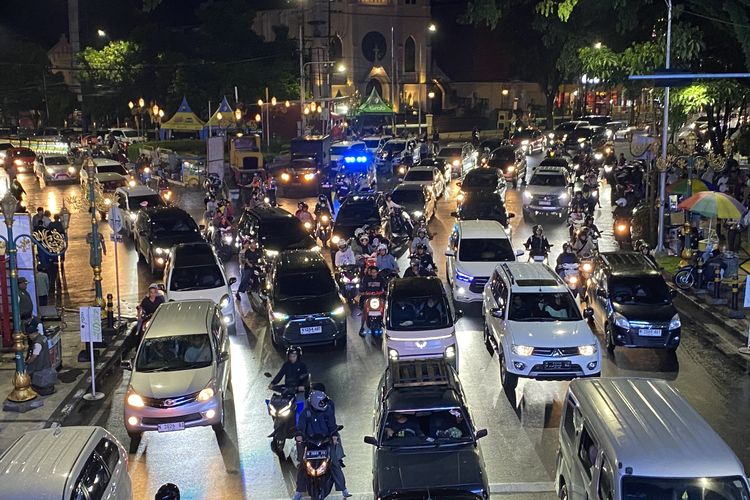 Mudik Lebaran: Kenapa Pengemudi Perlu Hati-hati di Jalan Daerah?