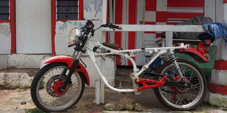 Warna-warni Kampung Merah Putih di Kota Tual, Maluku, Sabtu (27/1/2018).