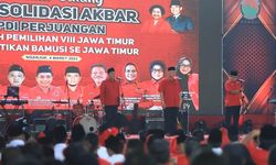Ribuan Kader PDI Perjuangan Se-Dapil Jatim VIII Gelar Konsolidasi Akbar di Nganjuk