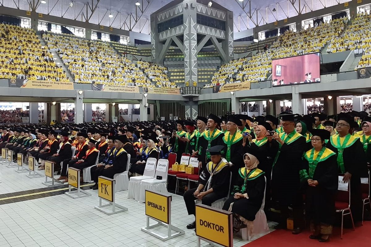 Mahasiswa yang diwisuda dari program profesi, spesialis, magister, dan doktor Universitas Indonesia (UI) pada Sabtu (31/8/2019) di Balairung UI, Kampus Depok.