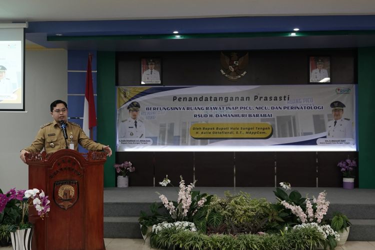 Bupati Hulu Sungai Tengah (HST) Aulia Oktafiandi saat acara peresmian ruang rawat inap PICU, NICU, dan Perinatologi, Selasa (26/3/2024). 