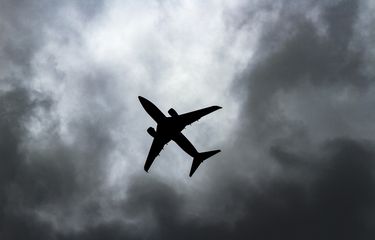 Kasus Kecelakaan akibat Turbulensi Pesawat Kian Meningkat karena ...