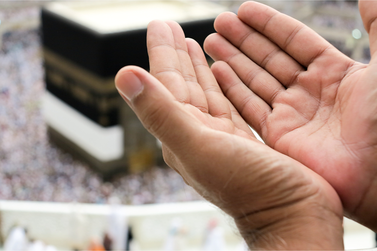 ilustrasi temuan KPK soal kasus dugaan korupsi haji 2024, yang meliputi kuota haji, biaya haji, dan katering haji.