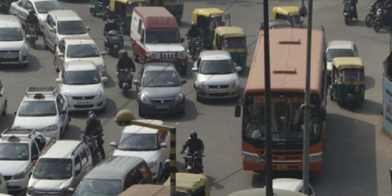 Bunyi klakson di jalan-jalan di India dianggap sudah melewati batas.
