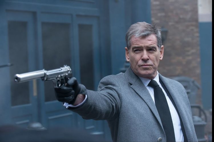 Di film Survivor (2015), Pierce Brosnan adalah seorang petugas Layanan Asing di London yang mencoba untuk mencegah serangan teroris yang akan menghantam Kota New York, tetapi dipaksa untuk melarikan diri ketika dia dijebak karena kejahatan yang tidak dilakukannya.