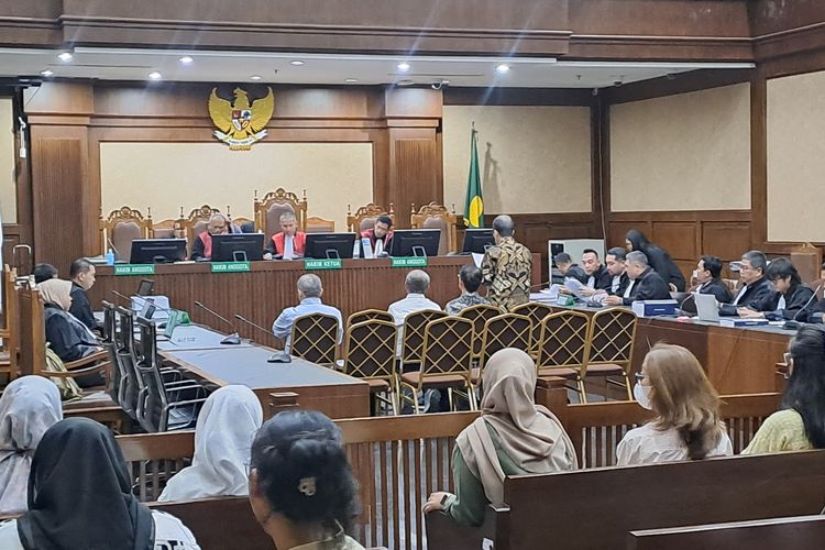 Bantah Korupsi Tata Kelola Minyak Mentah, Alfian Nasution Klaim Berprestasi: Ini Ironi