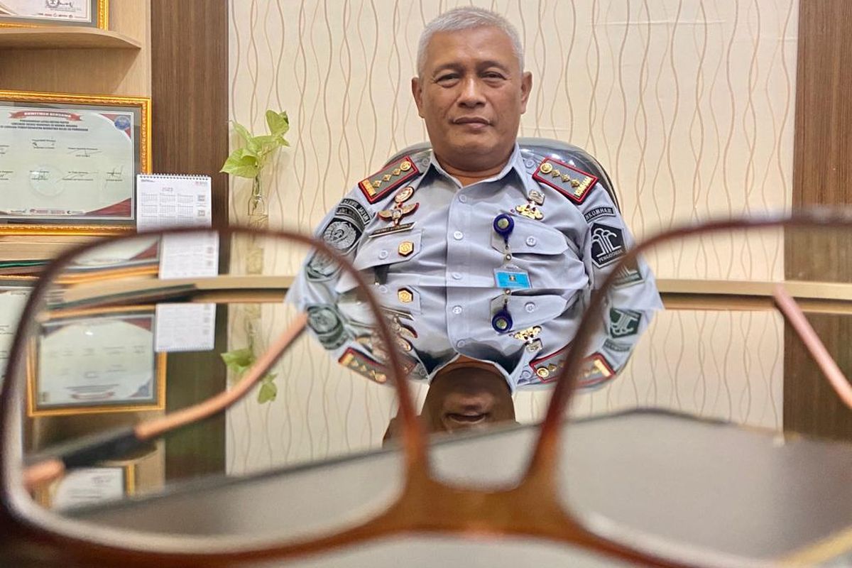 Kepala Lapas Kelas II A Pamekasan, Jawa Timur, Seno Utomo mengungkapkan bahwa pembinaan bagi Napi anak terkendala tenaga konseling.