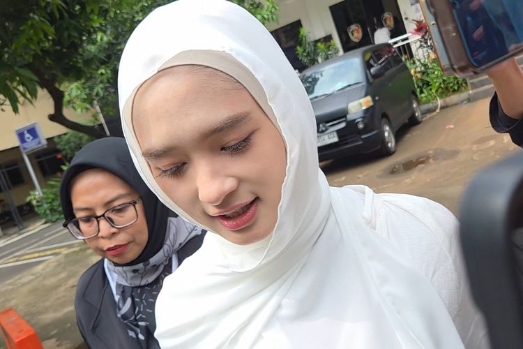 Sempat Minta Tunda Pemeriksaan Polisi, Inara Rusli: Ada Kram di Dada