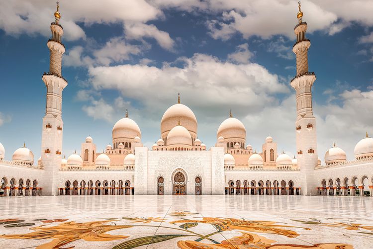 Masjid Sheikh Zayed Grand di Abu Dhabi