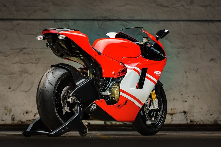 Ducati Desmosedici RR