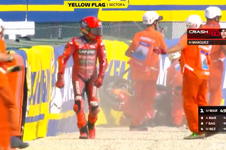LIVE Sprint Race MotoGP San Marino 2025, Marc Marquez Crash!