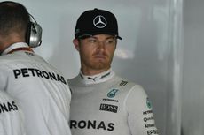 Rosberg Tercepat, Mobil Magnussen Terbakar