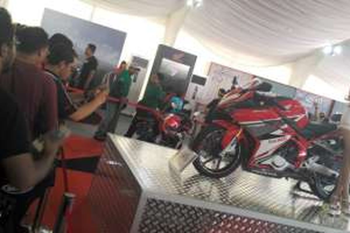 Honda CBR250RR dipajang di Sepang.