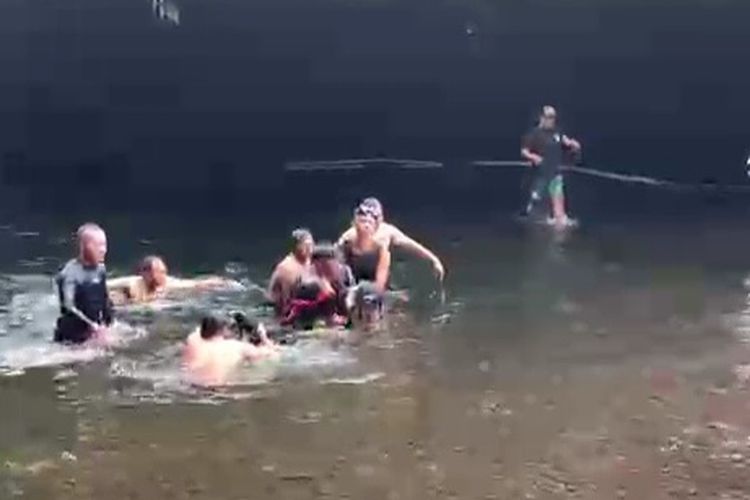 Terpeleset Saat Foto Bersama, Santriwati di Banyumas Tenggelam di Curug Kanesia