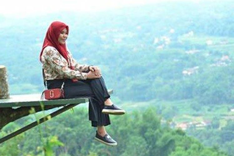 Puncak Ratu Pamekasan.