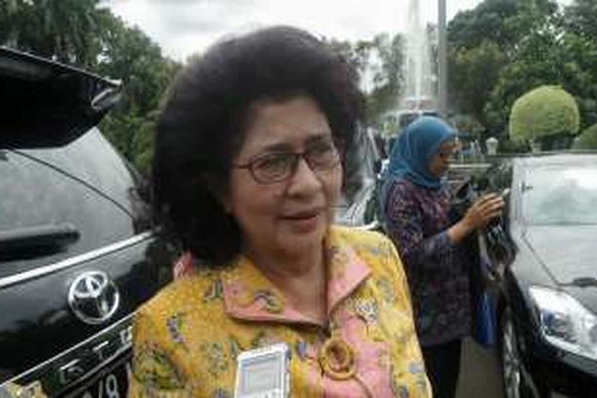 Menteri Kesehatan Nila F.Moeloek usai rapat koodinasi khusus di Kemenko Polhukam, Jakarta Pusat, Rabu (30/11/2016).