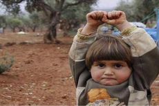 Foto Anak Perempuan Suriah yang Menghancurkan Hati