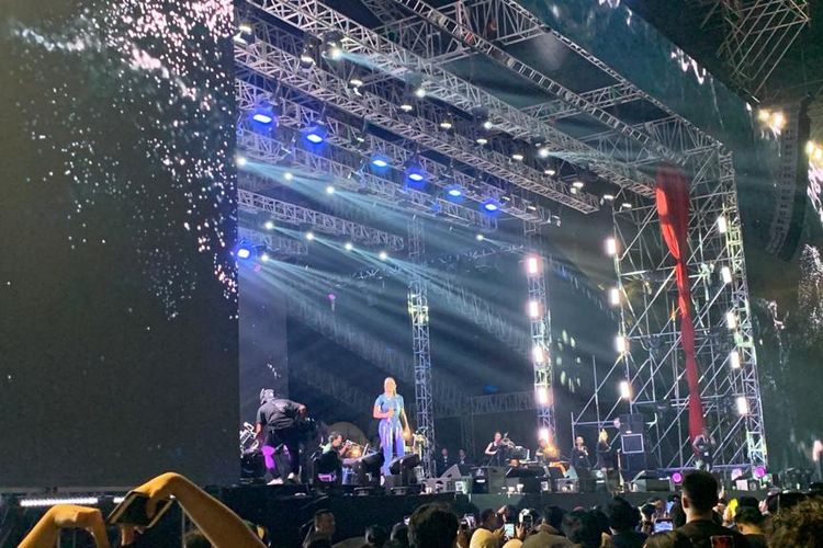 Penyanyi Kris Dayanti menjadi salah satu penampil dalam Synchronize Fest 2023 hari pertama, di Gambir Expo Kemayoran, Jumat (1/9/2023). 