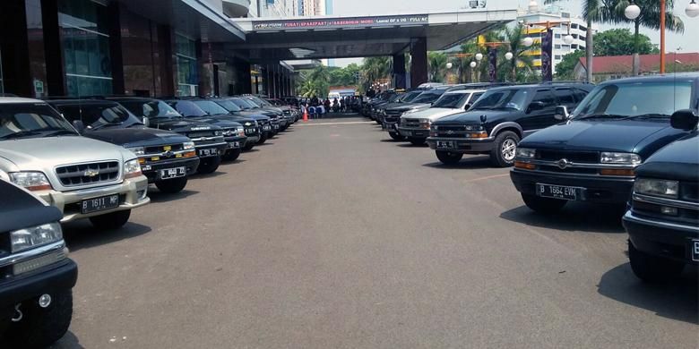 General Motors (GM) Indonesia merayakan ulang tahun Blazer Indonesia Club ke-14 dan Chevrolet Spin Indonesia yang ke-2 dalam satu hari, pada akhir pekan lalu. 