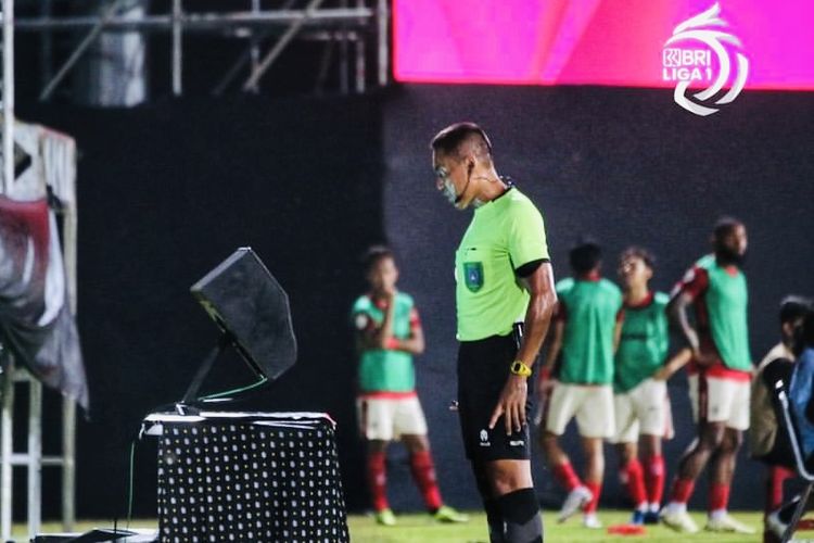 Piala Presiden 2024, Penonton Akan Mendengar Langsung Suara Wasit