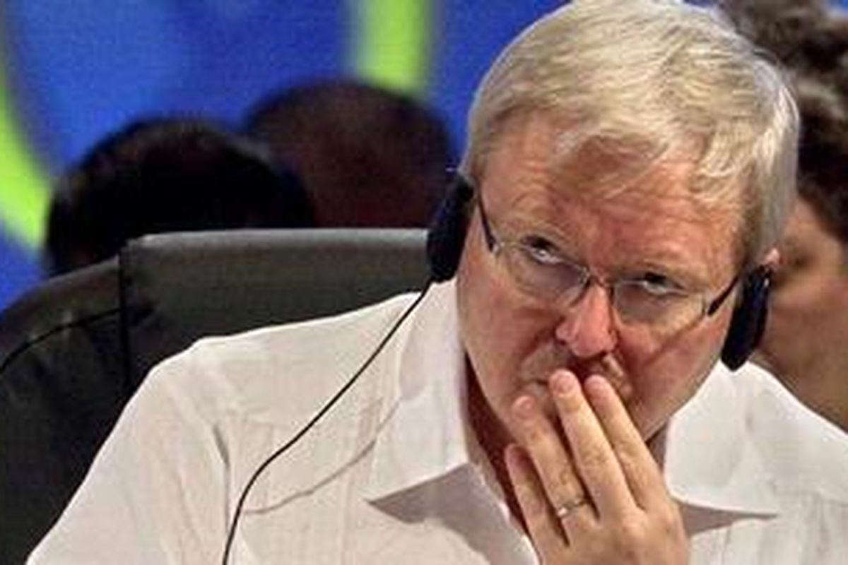 Menteri Luar Negeri Australia Kevin Rudd saat menghadiri pertemuan informal para menteri luar negeri negara-negara G20 di Los Cabos, Meksiko, pada 20 Februari 2012. Kevin Rudd mengumumkan pengunduran diri di Washington, Amerika Serikat, Selasa (21/2/2012) malam.  