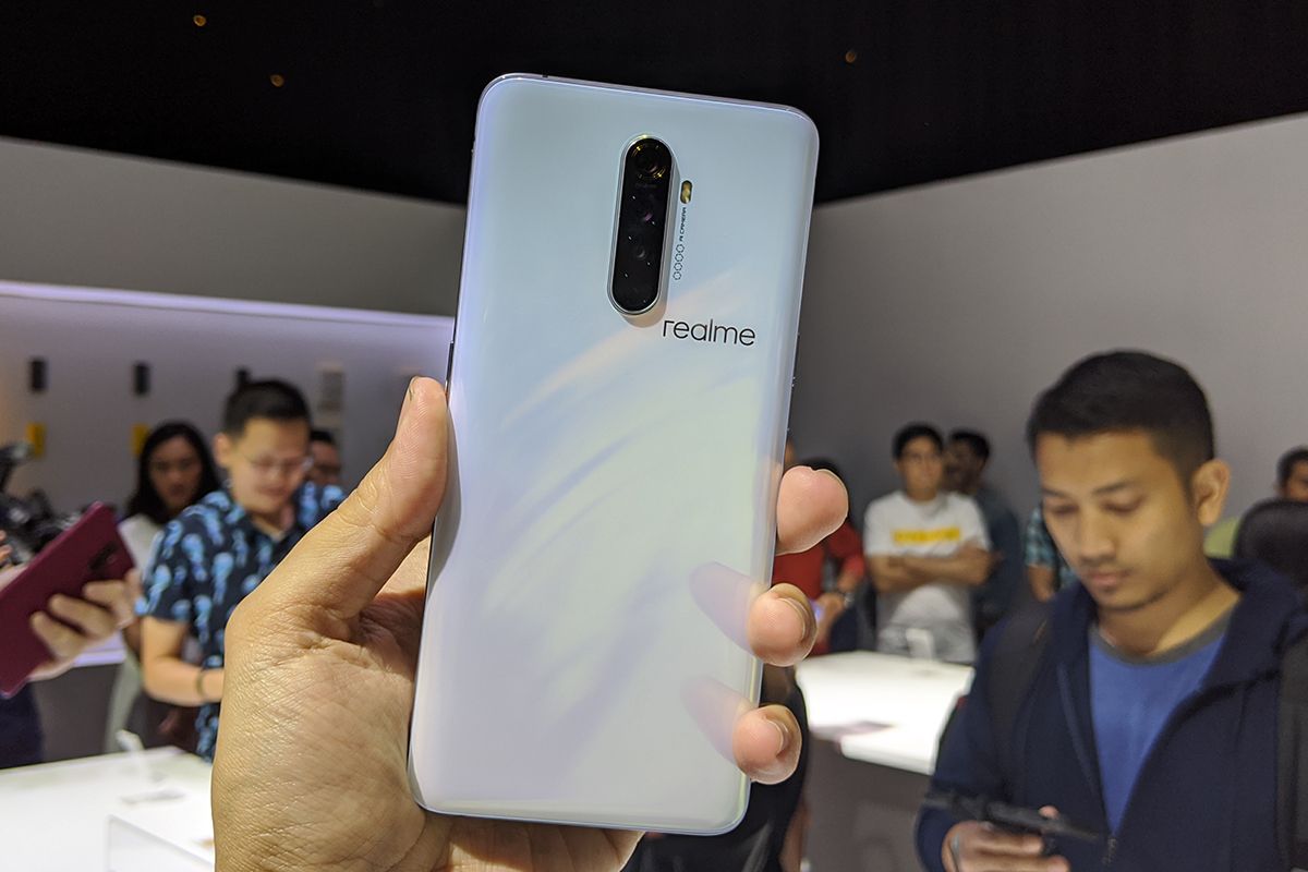 Bagian punggung Realme X2 Pro