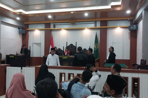 Sidang Pleidoi Guru Pukul Siswa di Sumbawa Barat, Penasihat Hukum Minta Akbar Dibebaskan