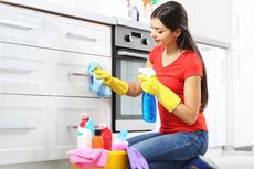 8 Hal yang Harus Dihindari Saat Membersihkan Dapur