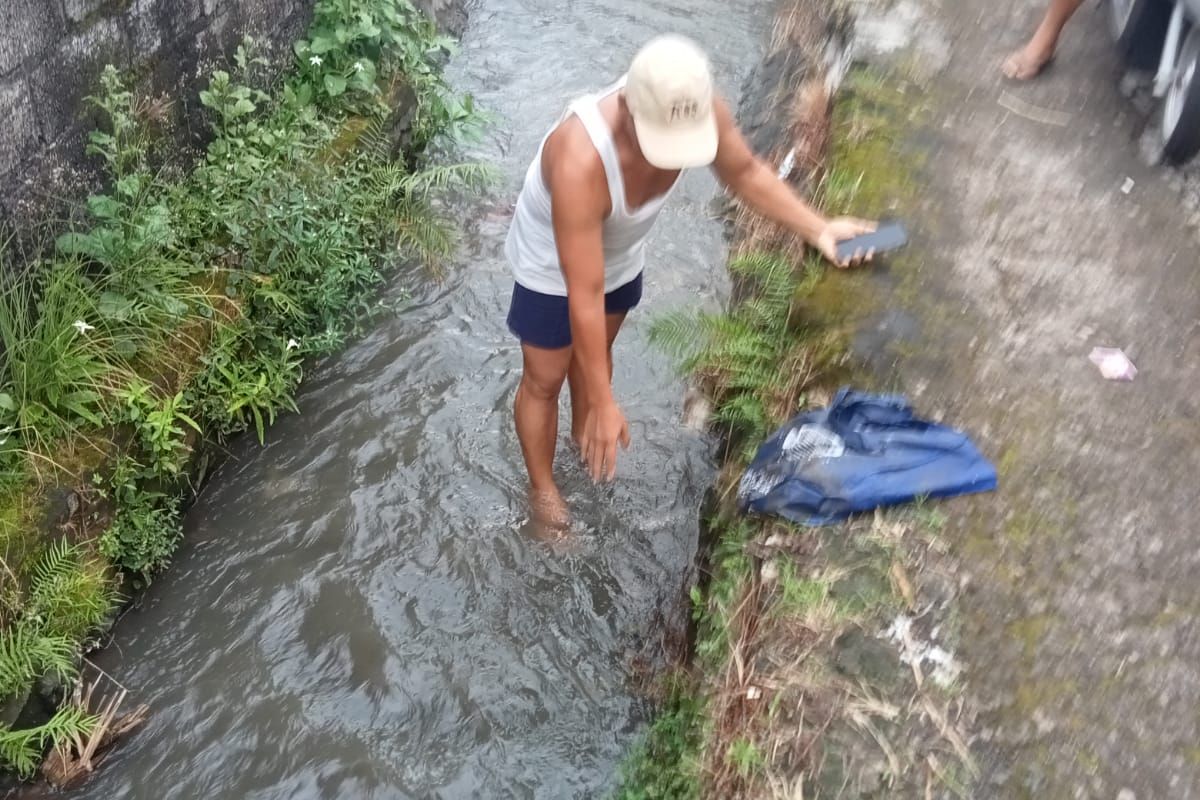 Lokasi penemuan mayat bayi yang dibungkus tas belanja/Dok. Humas Polsek Denpasar Utara