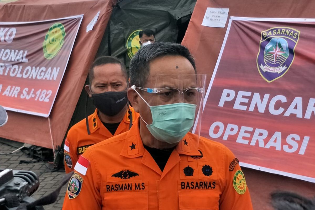Direktur Operasi Basarnas Brigjen TNI (Mar.) Rasman di JICT II, Tanjung Priok, Jakarta Utara, Kamis (14/1/2021).