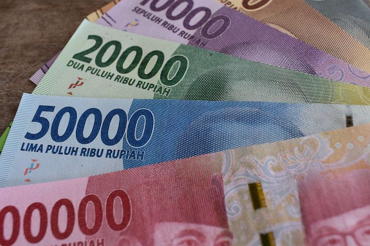 Ilustrasi uang. Gaji PPPK paruh waktu 2025. Besaran gaji PPPK paruh waktu 2025. Gaji PPPK 2025.