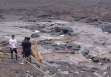 Banjir Bandang di Pemalang, Dua Jembatan Putus