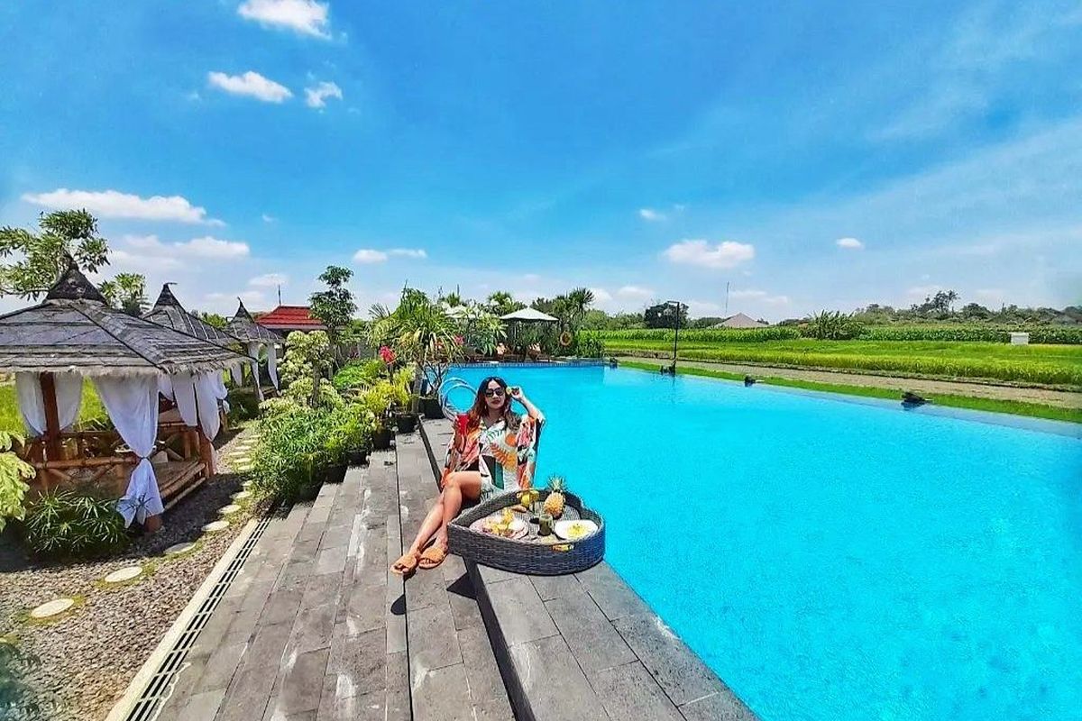Candramaya Pool and Resort di Kabupaten Klaten, Jawa Tengah.