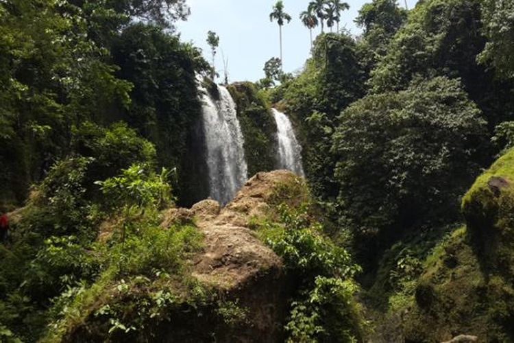 Air terjun Blang Kolam di Desa Sido Mulyo, Kecamatan Kuta Makmur, Aceh Utara