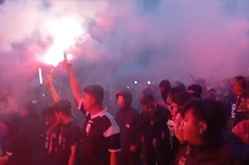 Tabung "Flare" Dibuang di GBK, Imbauan Polisi Diabaikan Ultras Garuda