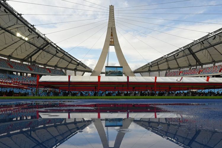 Kamboja kini memiliki stadion baru bernama The Morodok Techno National Stadium. Hasil pemberian China.