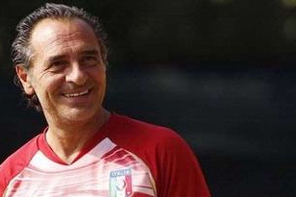 Pelatih tim nasional Italia, Cesare Prandelli.